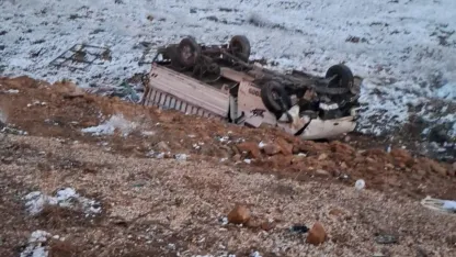 Konya’da kamyonet şarampole devrildi: 4 yaralı