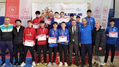 Bayburtlu Raketler Artvin’de ikinci oldu