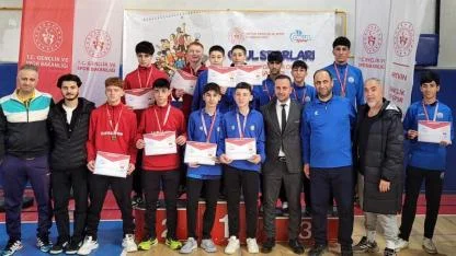 Bayburtlu Raketler Artvin’de ikinci oldu