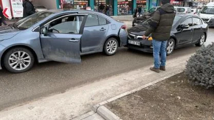 Cumhuriyet Caddesi’nde kaza!