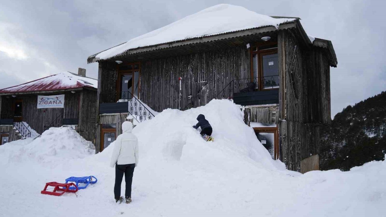Zigana Dağı sömestir tatili boyunca 80 bin ziyaretçiyi ağırladı