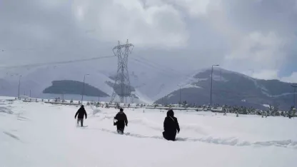 Uzmanlardan çığ, buzlanma ve don uyarısı