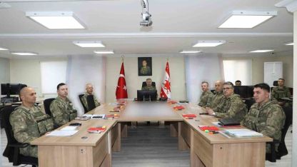 Kara Kuvvetleri Komutanı Orgeneral Tokel, Van’daki sınır karakollarında incelemelerde bulundu