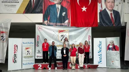 Erzincanlı sporcular Havalı Silahlar Coşkun Abiş Kupası’ndan derecelerle döndü