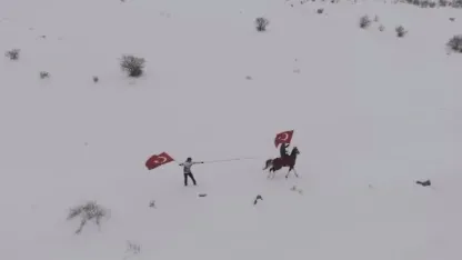 Erzincan’ın beyaz örtüsünde farklı snowboard deneyimi
