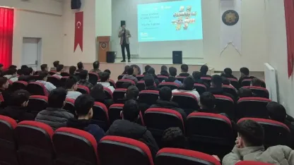 Öğrencilere yapay zekâ eğitimi verildi