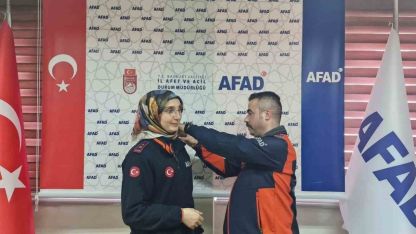 AFAD’da arama kurtarma personellerine rütbe takıldı
