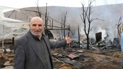 Oltu’da korkutan yangın: Arı kovanları yandı