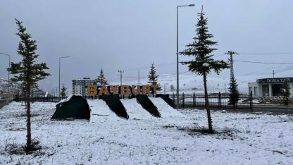 Bayburt güne beyaz örtüyle uyandı