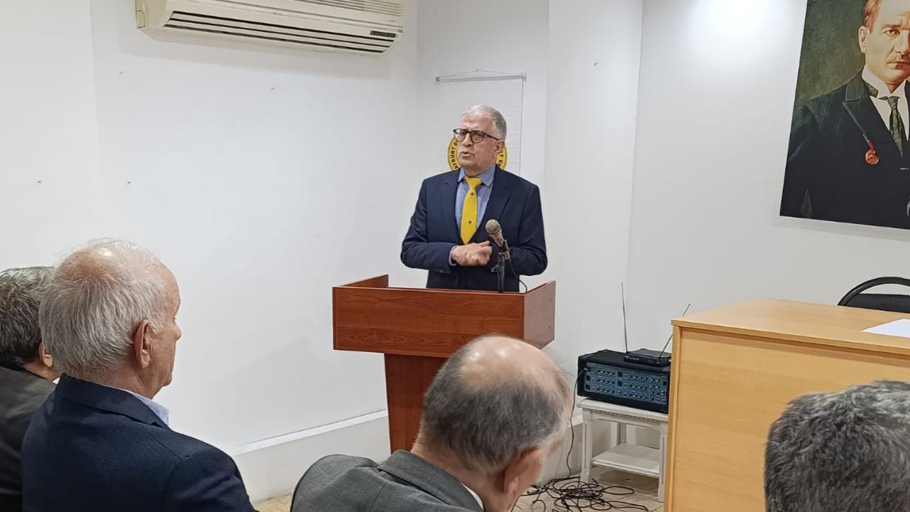 Bayburt Vakfı’nda Yetgin Çavdar güven tazeledi