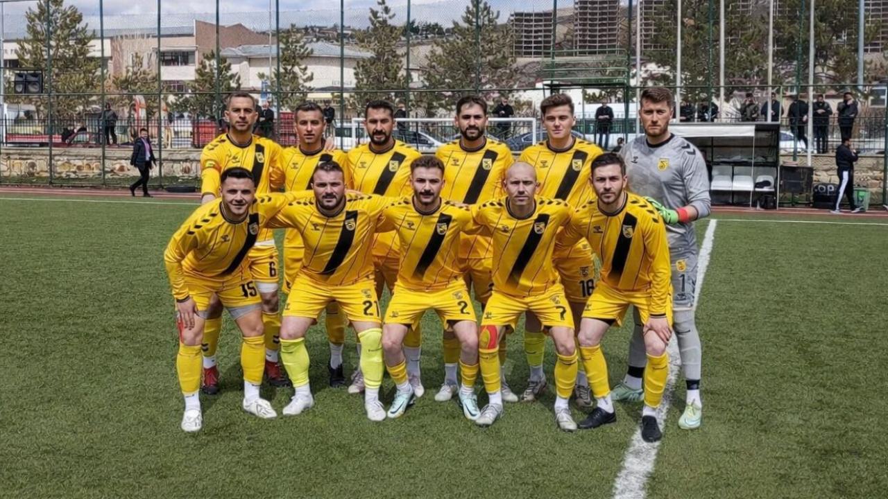 Bayburtspor 3 puanı aldı liderlik koltuğuna oturdu