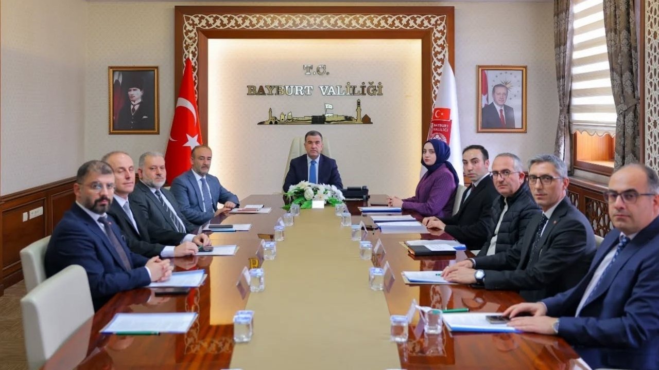 Hayvanları korumaya yönelik sürdürülen çalışmalar toplantıda değerlendirildi