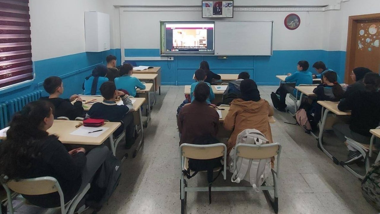 Öğrencilere finansal okuryazarlık eğitimi verildi