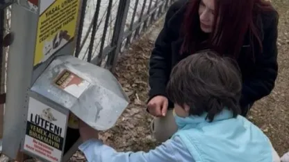 Özel öğrencilerden sokak hayvanlarına mama desteği