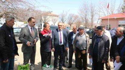 Çayırlı’da 133 çiftçiye 10 ton yonca tohumu desteği