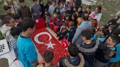 Şehit Mete Okur mezarı başında anıldı