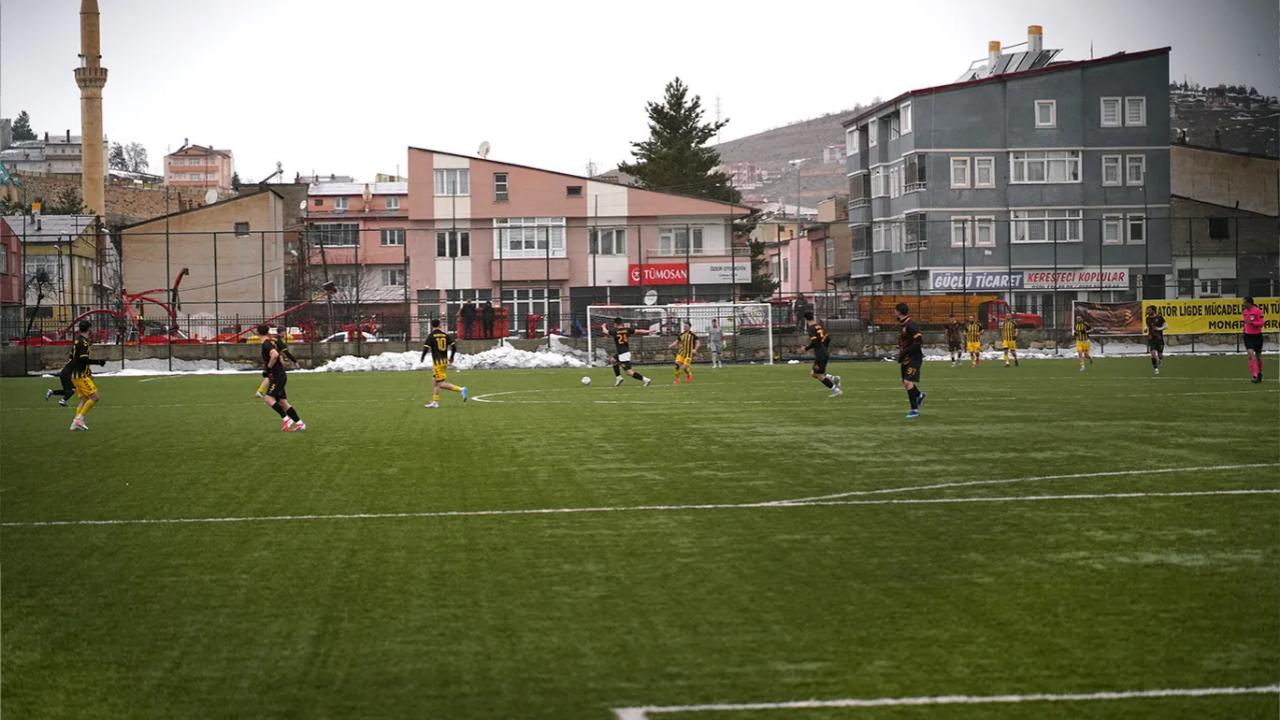 Anadolu İmam Hatip Lisesi son dakikada güldü