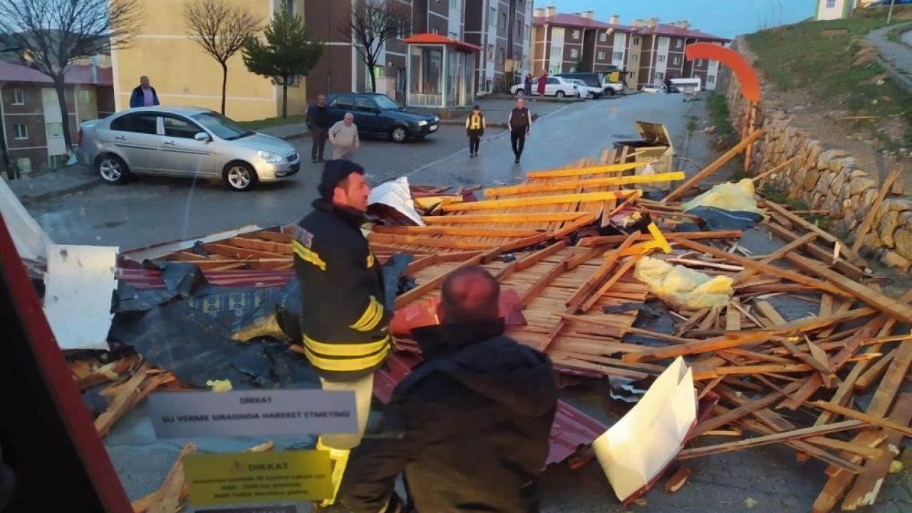 Bayburt için kuvvetli rüzgar ve fırtına uyarısı