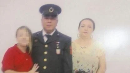 Emekli uzman çavuş, eşi ve bir kızını öldürüp diğer kızını yaraladıktan sonra intihar etti