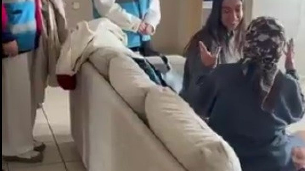 İlmek ilmek sevgi: Gençlerden yaşlılara yürek ısıtan hediye