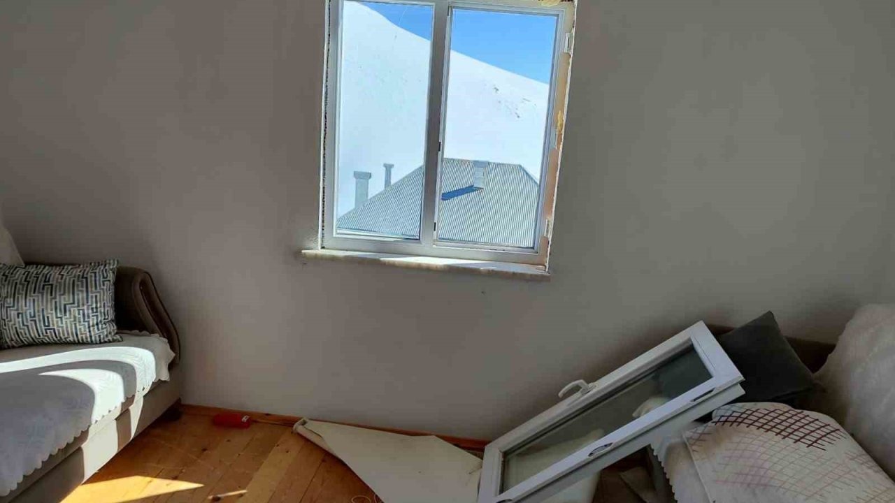 Köylülerden yolun açılması talebi!