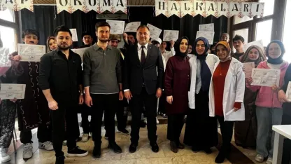 Bayburt Lisesi'nde kitaplar sahneye taşındı