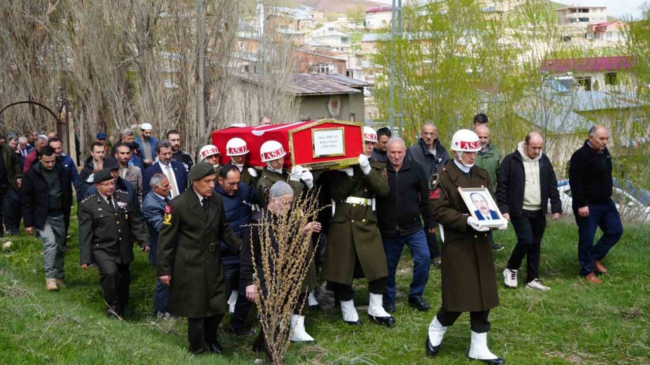 Kızından Kıbrıs gazisi babasına veda